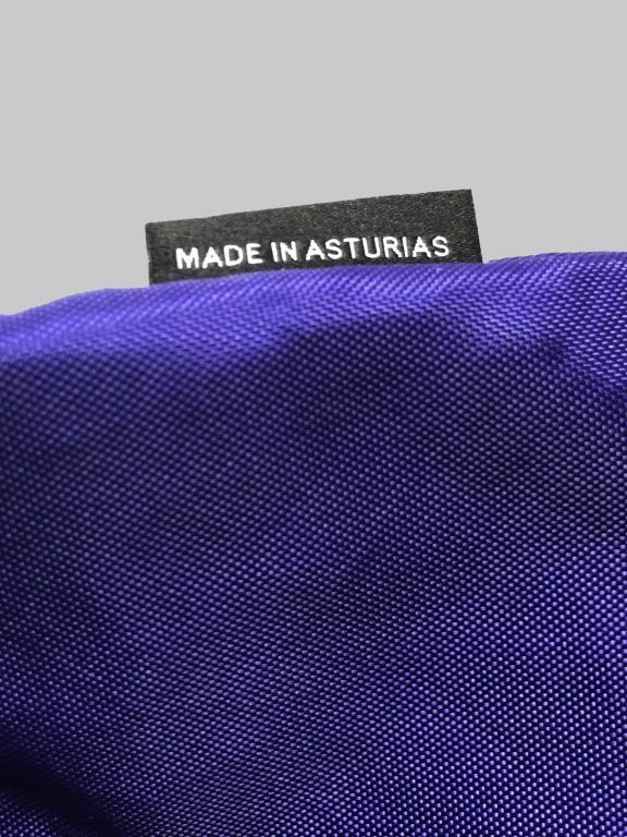 Belmez Ecozip Purple. detail